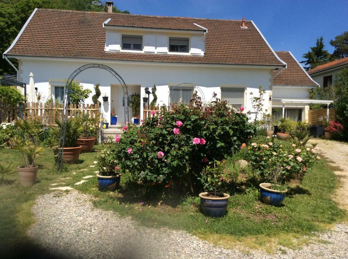 Gites Et Chambres D'Hotes Les Roses The Hauterives Bagian luar foto