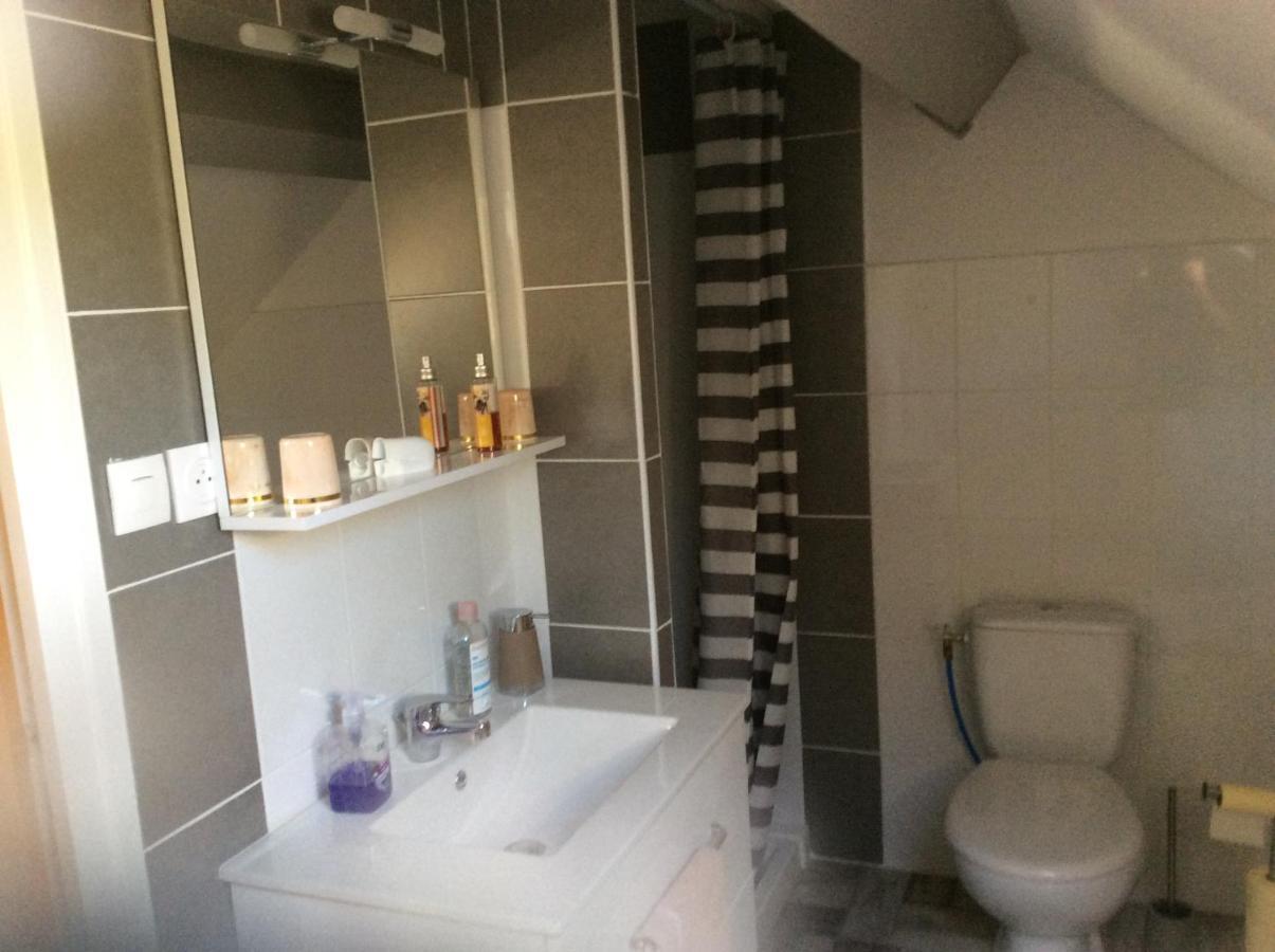 Gites Et Chambres D'Hotes Les Roses The Hauterives Bagian luar foto