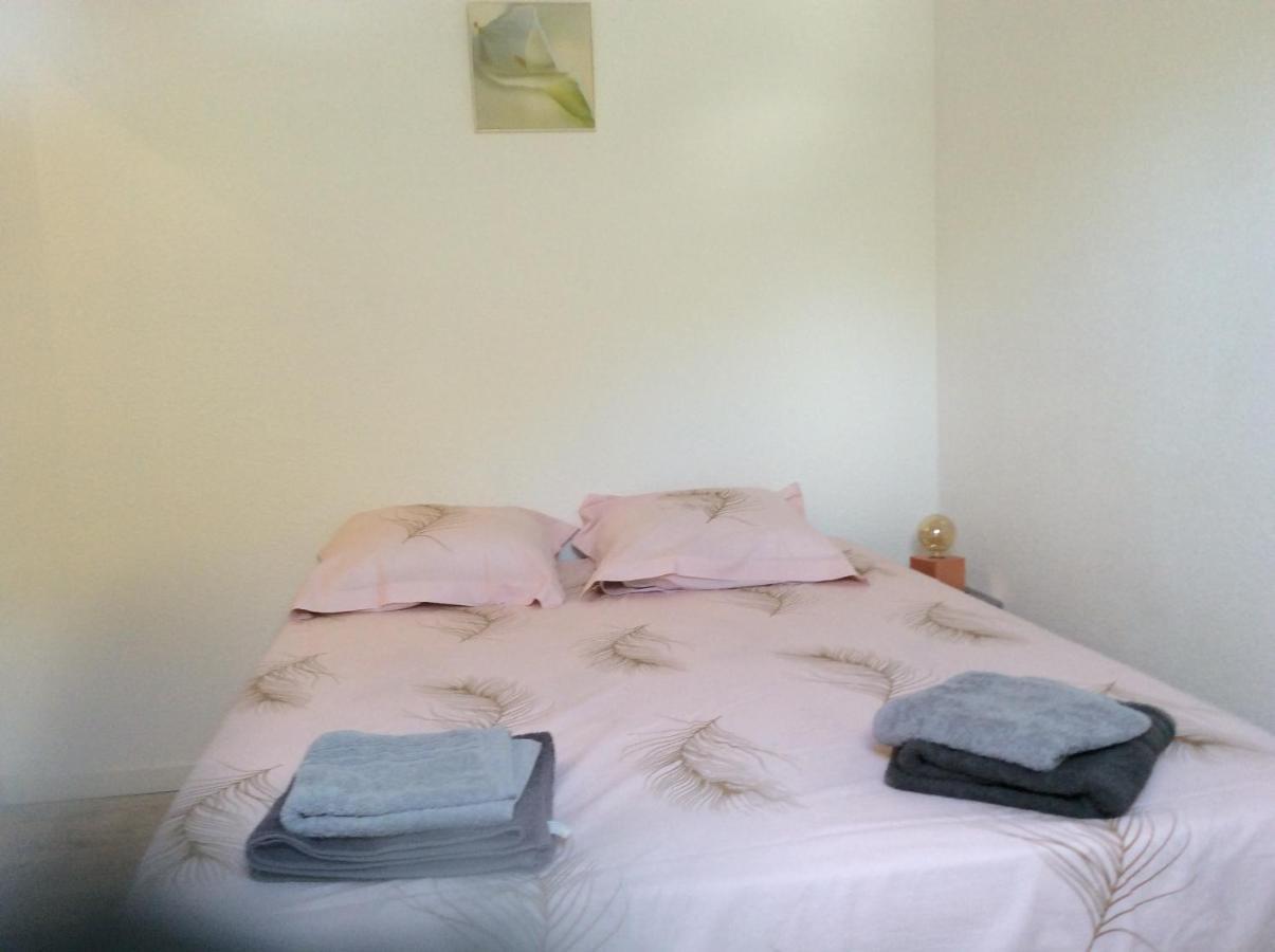 Gites Et Chambres D'Hotes Les Roses The Hauterives Bagian luar foto
